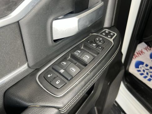 Used 2024 RAM 2500 Big Horn w/ Bed Utility Group image 15