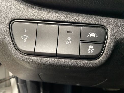 Certified 2023 Kia Seltos S w/ Navigation Package image 31