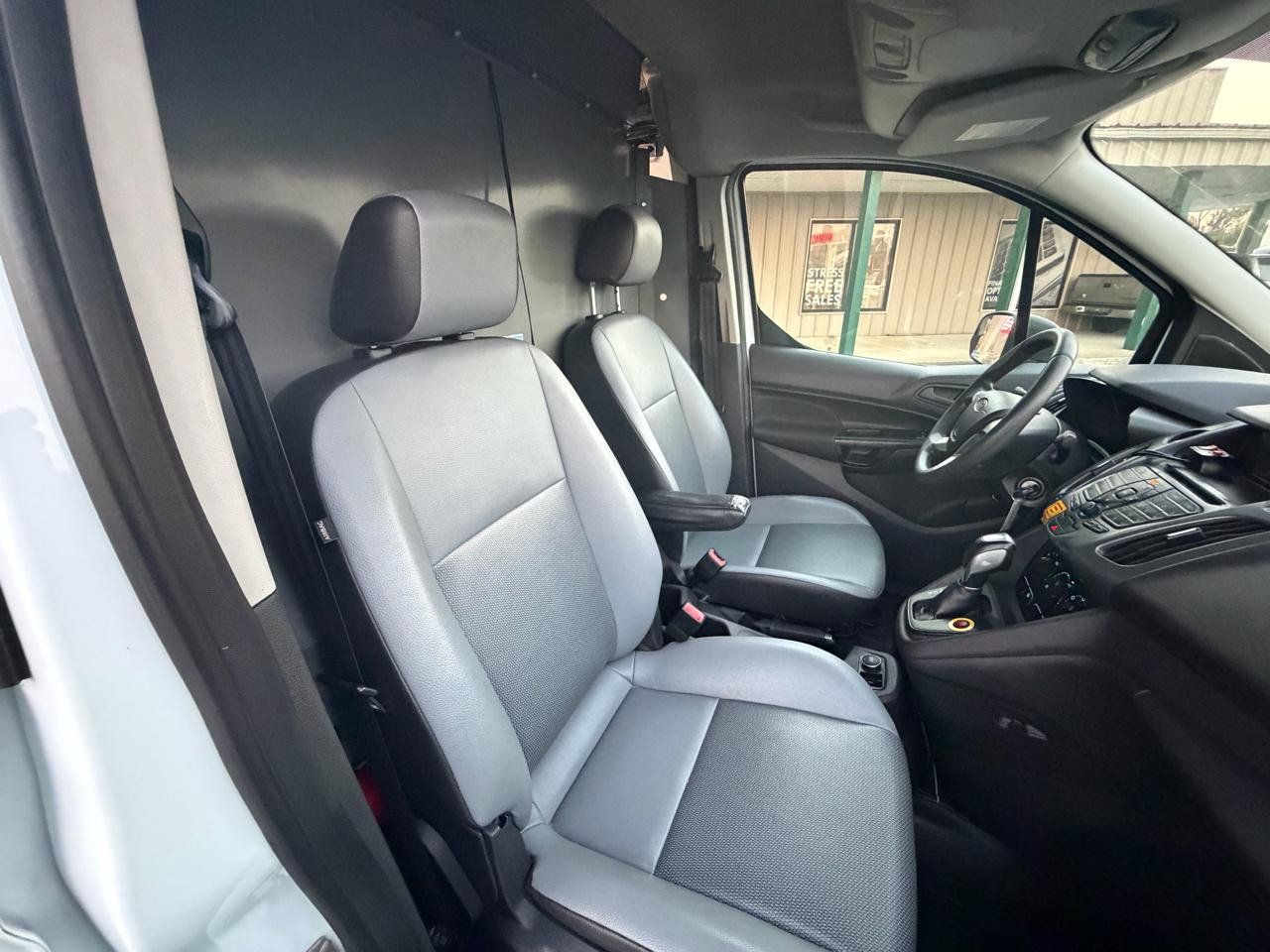 Used 2017 Ford Transit Connect XL FWD image 16