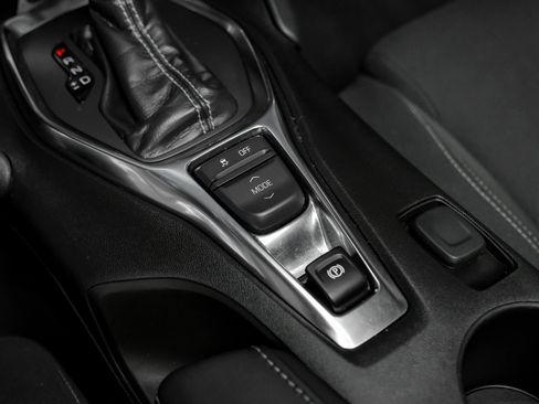 Used 2022 Chevrolet Camaro LT w/ RS Package image 26