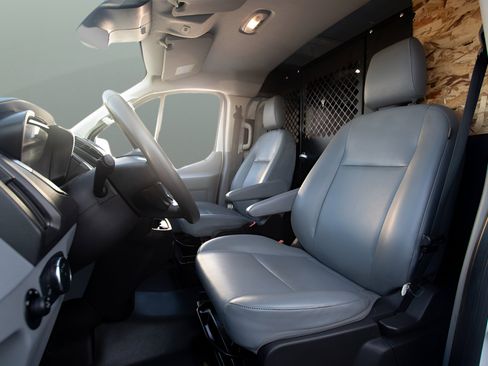 Used 2019 Ford Transit 150 130 Low Roof RWD image 10