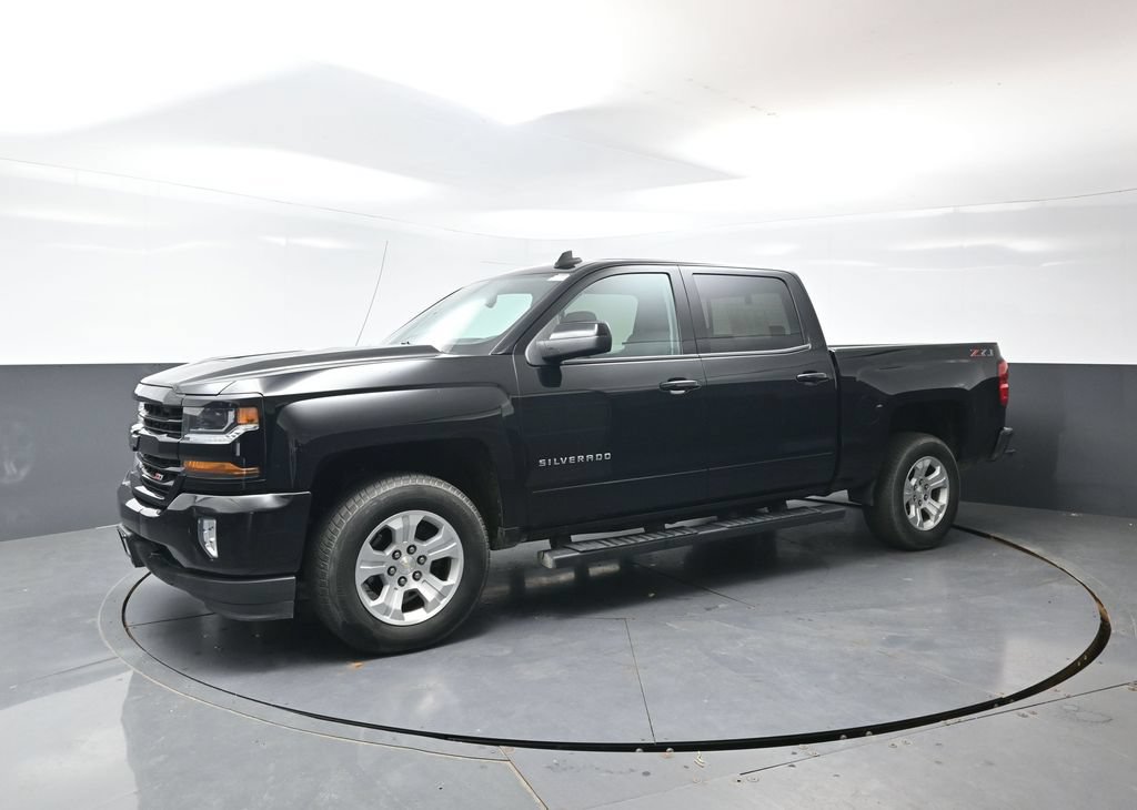 Used 2018 Chevrolet Silverado 1500 LT w/ All Star Edition AWD/4WD image 8