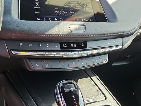 Certified 2023 Cadillac XT4 Sport FWD image 19
