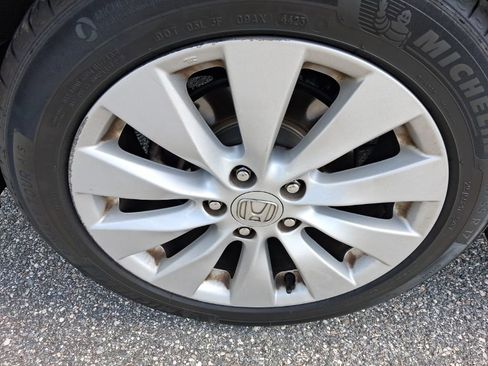 Used 2015 Honda Accord EX-L image 12