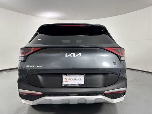 Used 2025 Kia Sportage EX AWD/4WD image 32