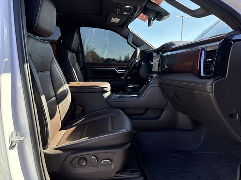 Used 2022 GMC Sierra 1500 Denali w/ Denali Reserve Package image 32