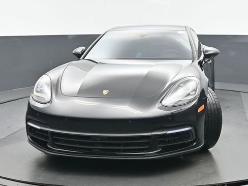 Used 2018 Porsche Panamera 4S image 4