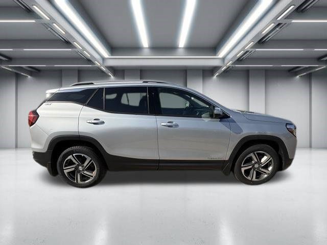 Used 2020 GMC Terrain SLT w/ Preferred Package AWD/4WD image 1