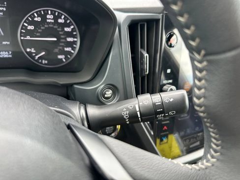 Used 2025 Subaru Forester Premium AWD/4WD image 27