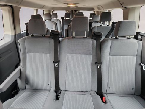 Used 2019 Ford Transit 350 XLT image 17