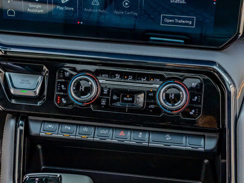 Used 2024 GMC Sierra 1500 AT4 w/ Technology Package image 27