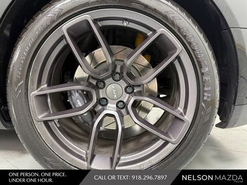 Used 2018 Dodge Challenger SRT Hellcat RWD image 12