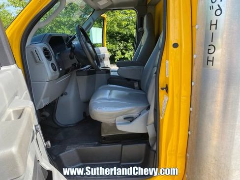 Used 2019 Ford E-350 and Econoline 350 Super Duty RWD image 11