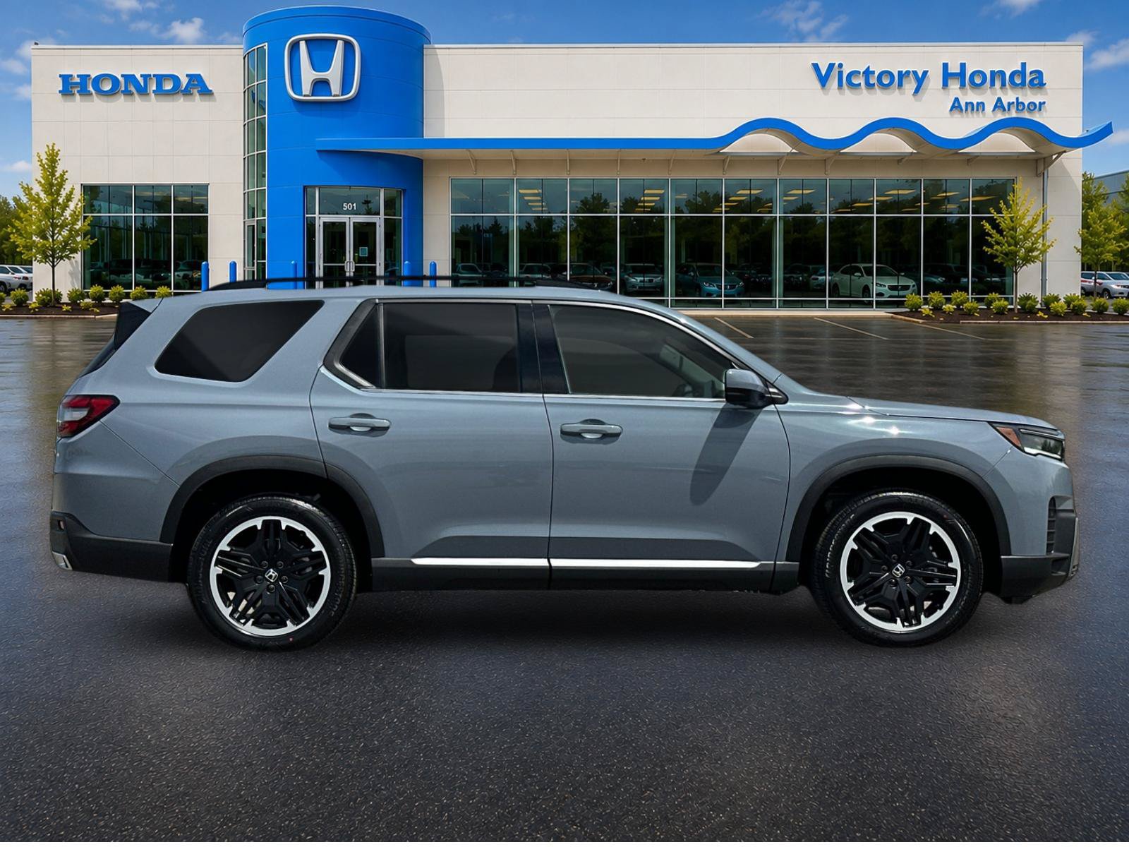 New 2026 Honda Pilot Touring image 4