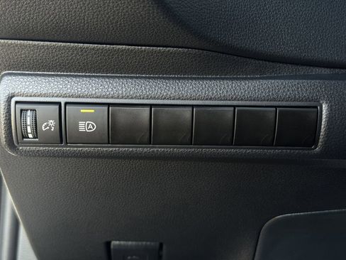 Used 2024 Toyota Corolla LE FWD image 22