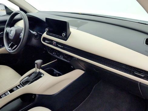 Used 2025 Honda HR-V LX image 24