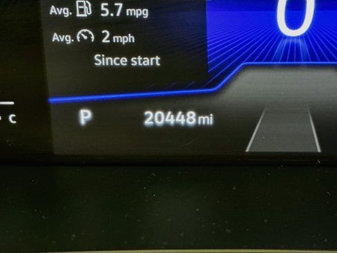 Used 2023 Volkswagen Taos SE w/ Panoramic Sunroof Package AWD/4WD image 19