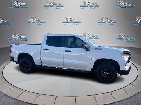 Used 2022 Chevrolet Silverado 1500 LT Trail Boss w/ Protection Package image 2