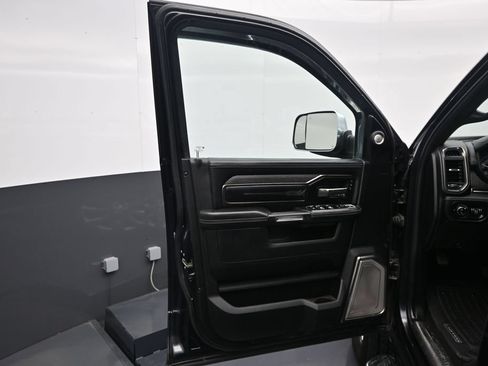 Used 2021 RAM 2500 Limited AWD/4WD image 12