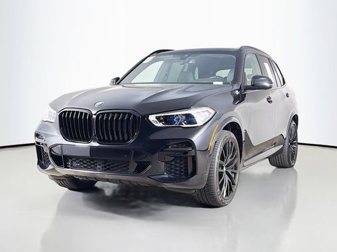 Used 2022 BMW X5 xDrive40i w/ M Sport Package AWD/4WD image 3