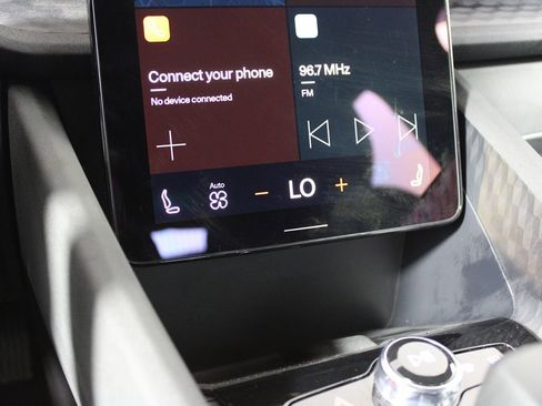 Used 2022 Polestar Polestar 2 image 19