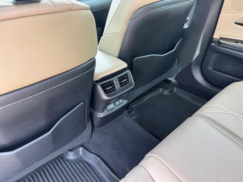 Used 2019 Lexus ES 350 w/ Accessory Package FWD image 12