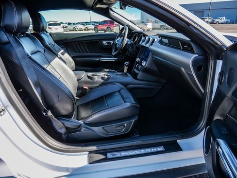 Used 2022 Ford Mustang Premium RWD image 12