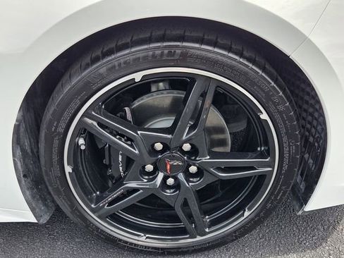 Used 2023 Chevrolet Corvette Stingray Coupe w/ 1LT RWD image 8