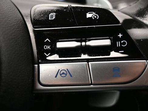 Used 2023 Hyundai Tucson Limited AWD/4WD image 22