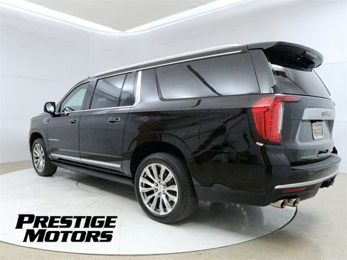 Used 2021 GMC Yukon XL Denali w/ Denali Ultimate Package image 5
