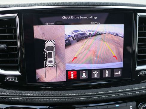 New 2026 Chrysler Pacifica Limited image 23