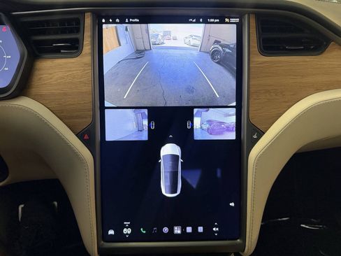 Used 2020 Tesla Model X Performance AWD/4WD image 29
