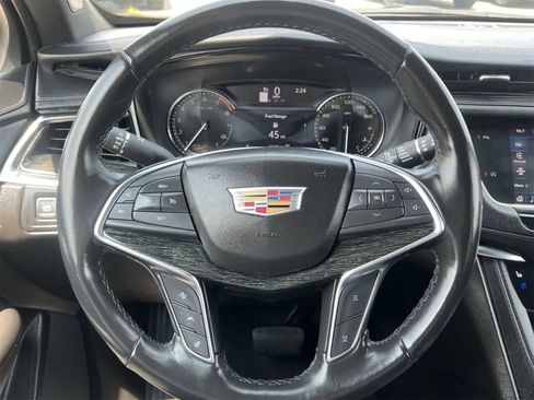 Used 2023 Cadillac XT5 Premium Luxury image 22