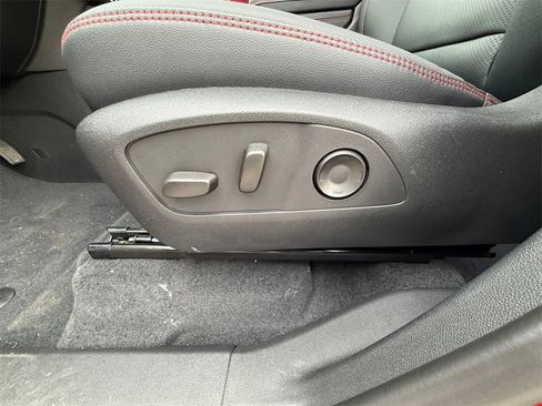 New 2026 Chevrolet Traverse RS image 10