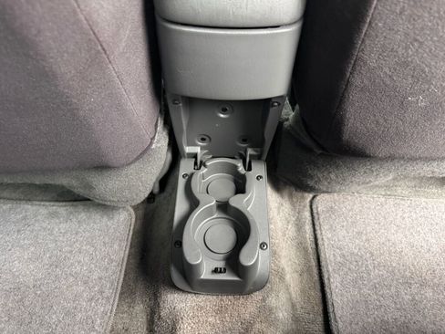 Used 2003 Pontiac Grand Am SE image 15