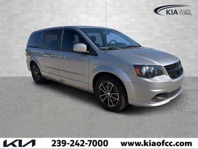 Used 2017 Dodge Grand Caravan SE