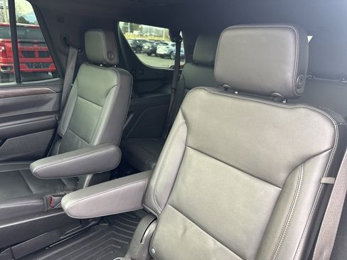 Used 2021 Chevrolet Tahoe Z71 w/ Z71 Signature Package image 21