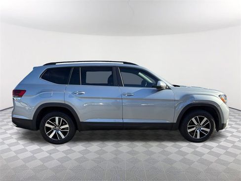 Used 2021 Volkswagen Atlas SE image 4