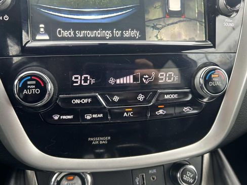 Used 2018 Nissan Murano SL w/ Moonroof Package image 28