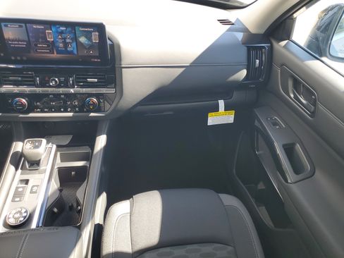 New 2026 Nissan Pathfinder SV image 19