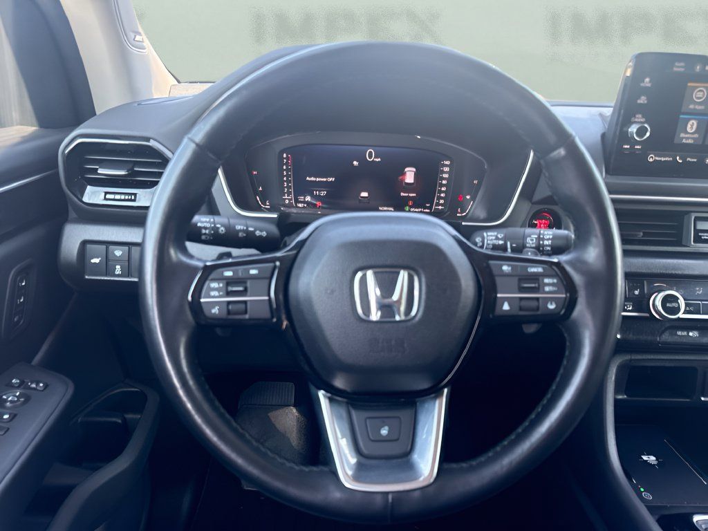Used 2023 Honda Pilot Elite image 14