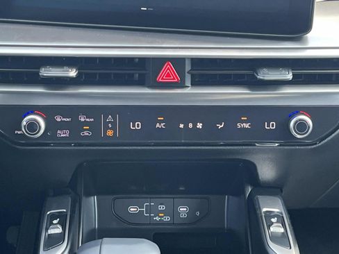 New 2026 Kia Sorento S FWD image 15