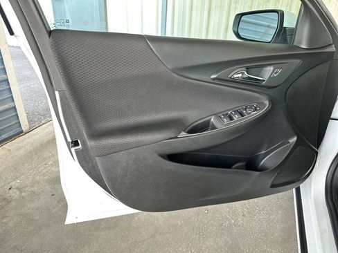 Used 2023 Chevrolet Malibu LT FWD image 10