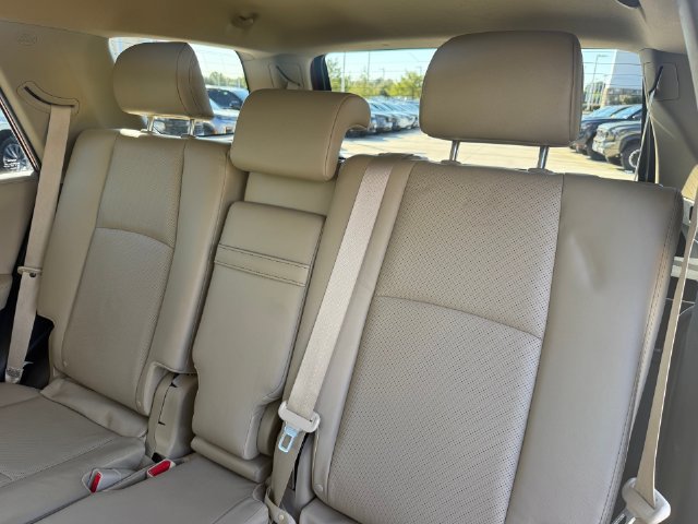Used 2023 Toyota 4Runner Limited AWD/4WD image 27