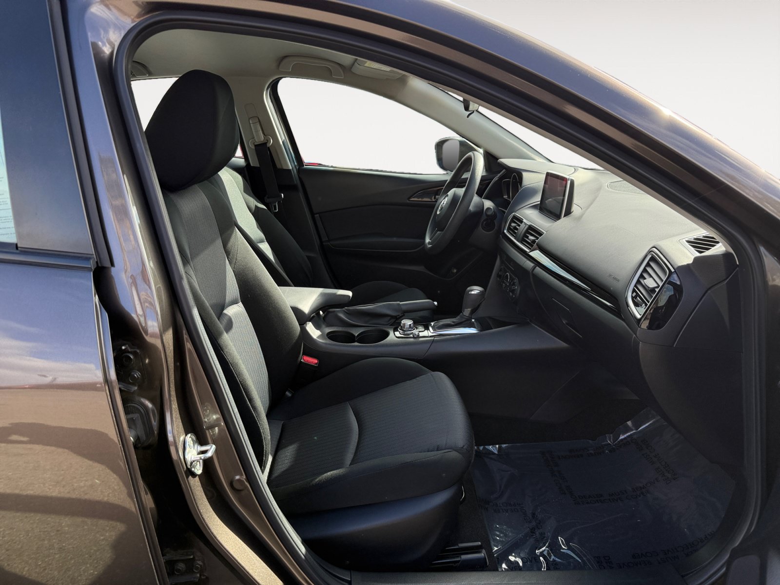 Used 2016 MAZDA MAZDA3 i Sport FWD image 19