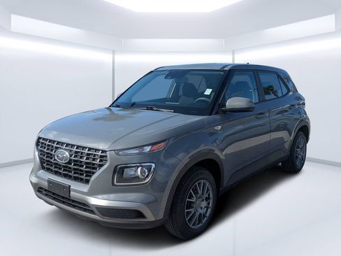 Used 2020 Hyundai Venue SE FWD image 7