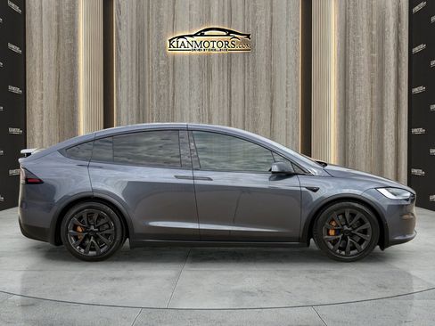 Used 2023 Tesla Model X image 8