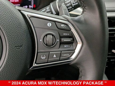 Used 2024 Acura MDX SH-AWD w/ Technology Package image 17