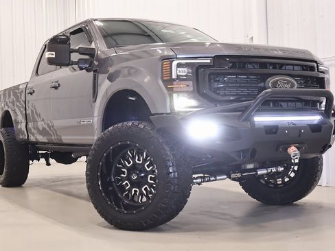 Certified 2021 Ford F250 Lariat image 47