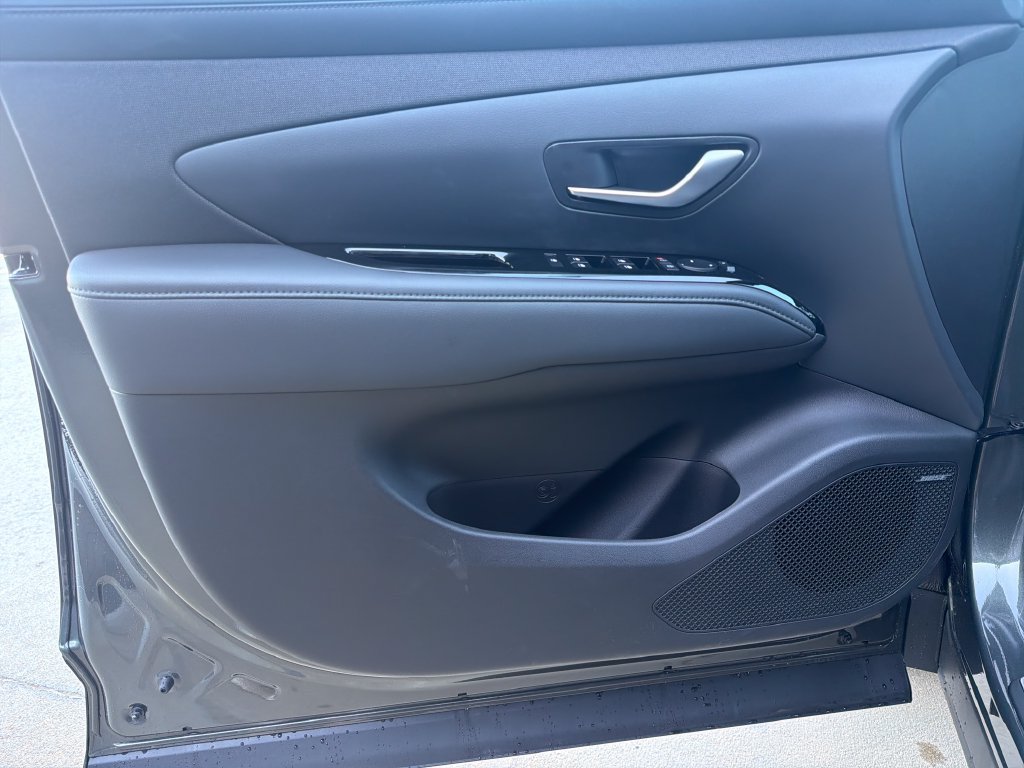 New 2026 Hyundai Tucson Limited AWD/4WD image 17